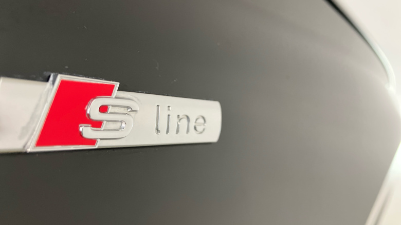 Audi Q5 50 TFSI e Quattro S Line 5dr S Tronic Estate